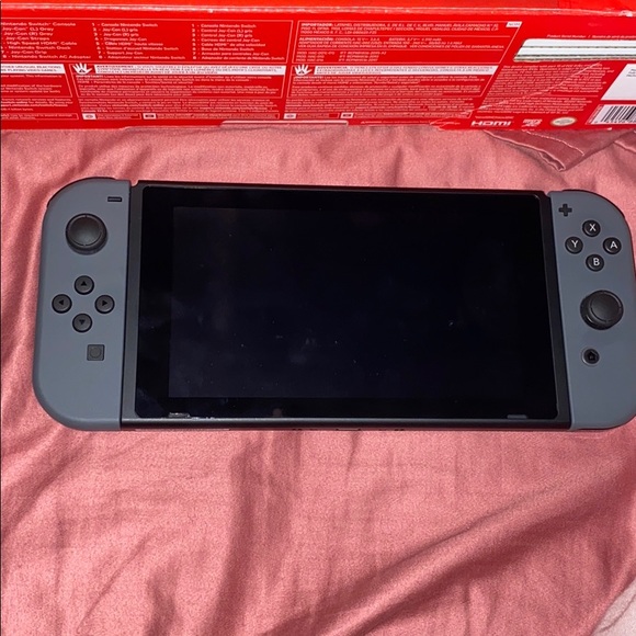 Nintendo switch - Picture 2 of 12